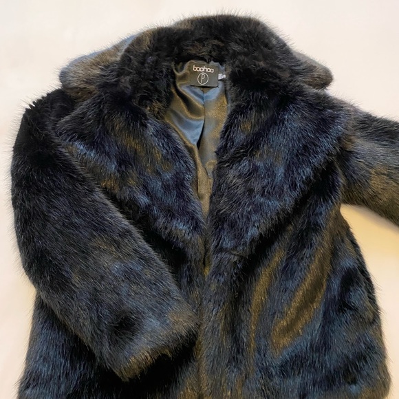 Boohoo faux fur jacket - Picture 2 of 5